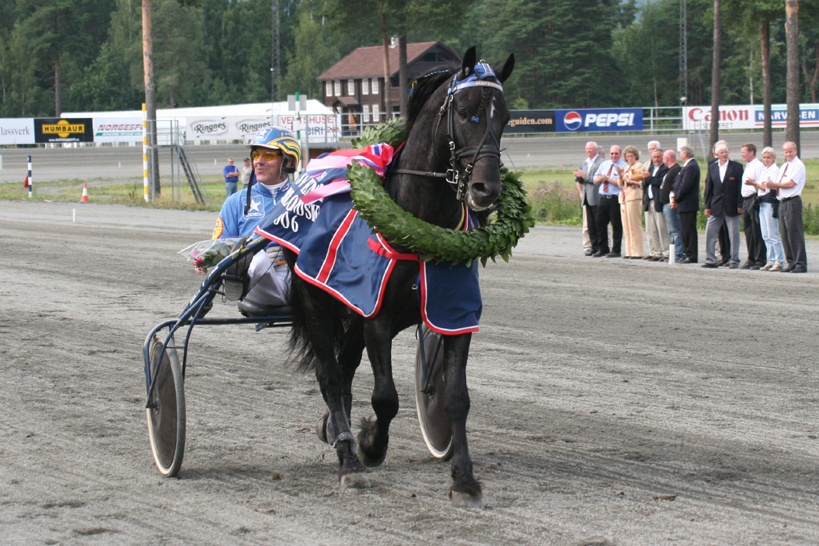 JÄRVSÖFAKS UPPFÖDARSEMINARIUM